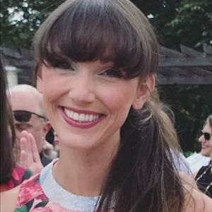 Meet your Posher, Jenn